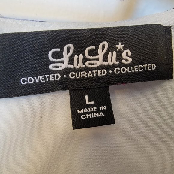 Lulus Dress Skater Style Floral Blue and White SZ Large - Picture 4 of 6